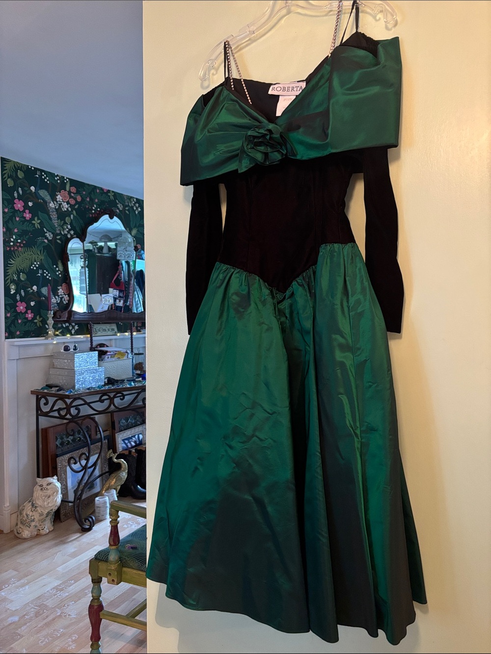 Vintage Roberta Bridal Emerald taffeta & Black velvet Dress size 5/6